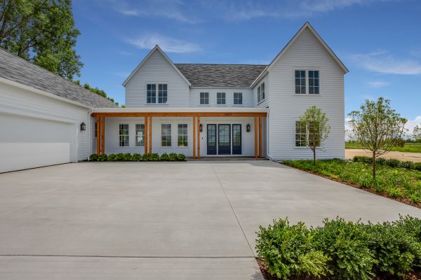 Cost of Driveway Refinishing in Peyton