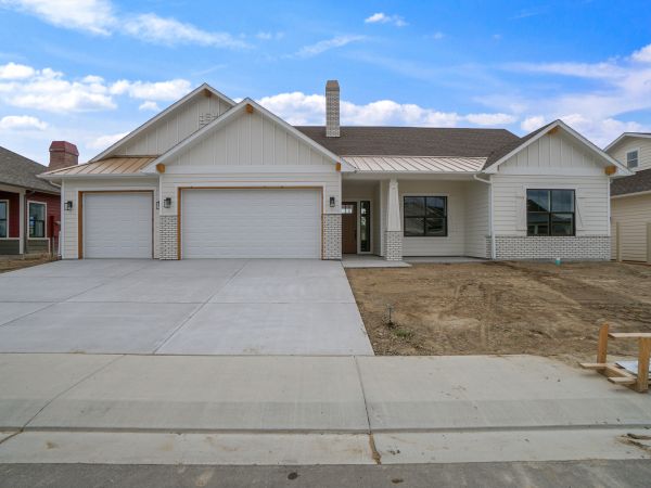Driveway Approach Repair in Peyton