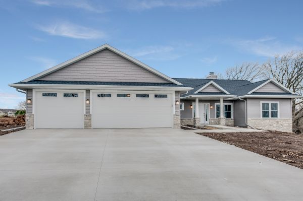Cost of Concrete Driveway Resurfacing in Peyton